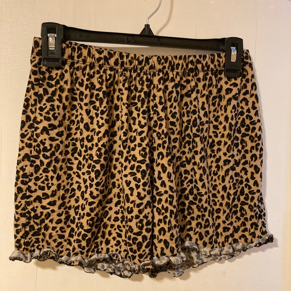 Leopard Print Ruffled Shorts
